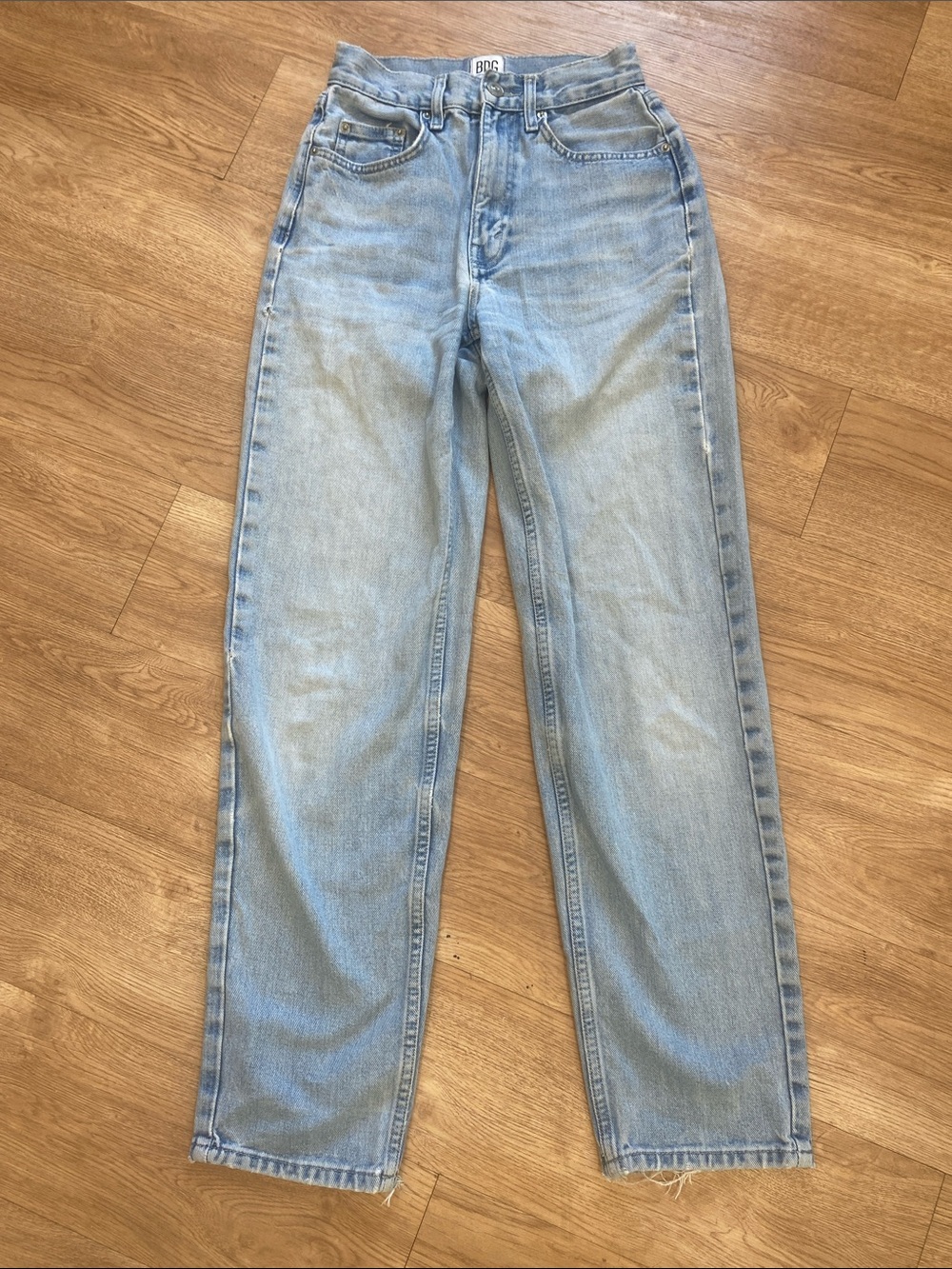 BDG Light Blue High-Rise Baggy Jeans Urban Outfitters 24